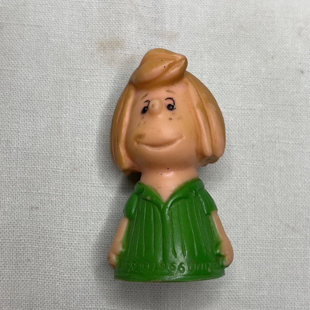 Vintage 1966 Peppermint Patty Peanuts Figure United Feature Syndicate